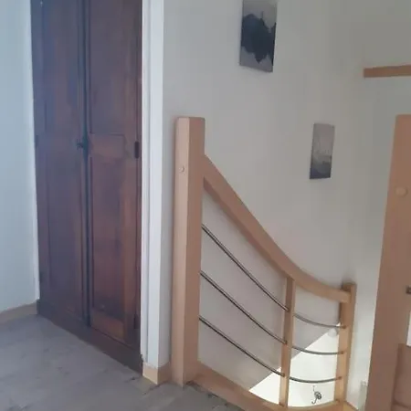 Logement Avec Grand Balcon Dans Le Brionnais Chauffailles Exterior photo