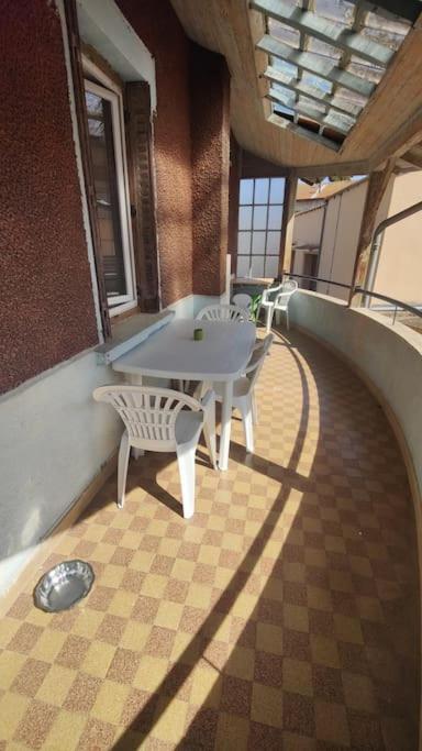 Avec Grand Balcon Dans Le Brionnais Chauffailles